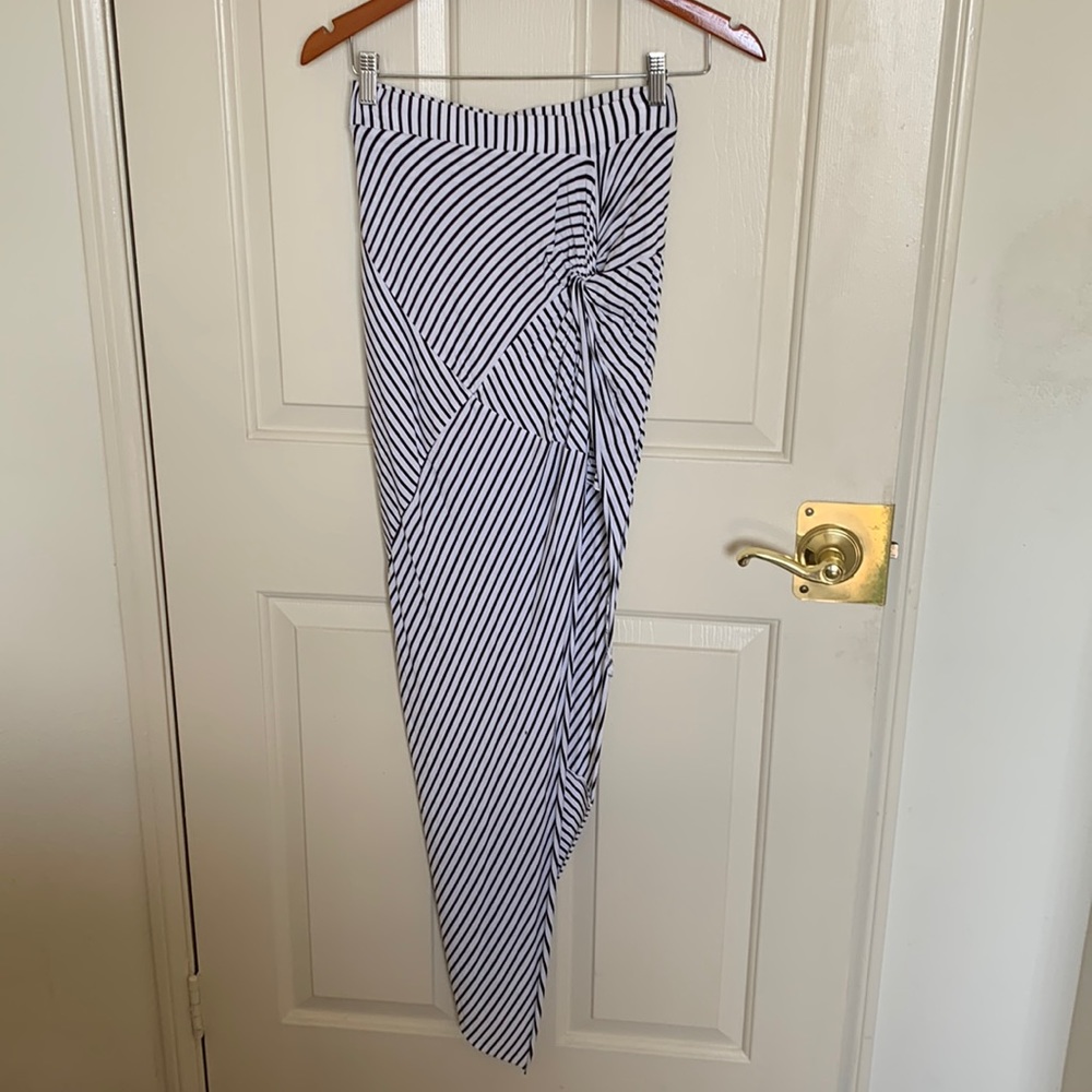 Striped skirt